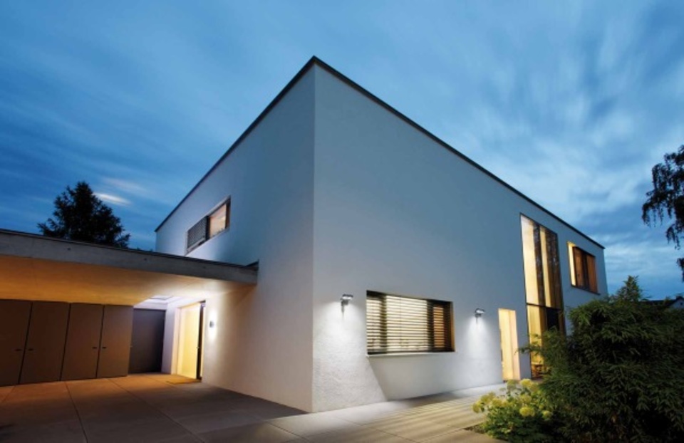 Aussenbeleuchtung bei Weiß Elektrotechnik GmbH & Co. KG in Schmiechen
